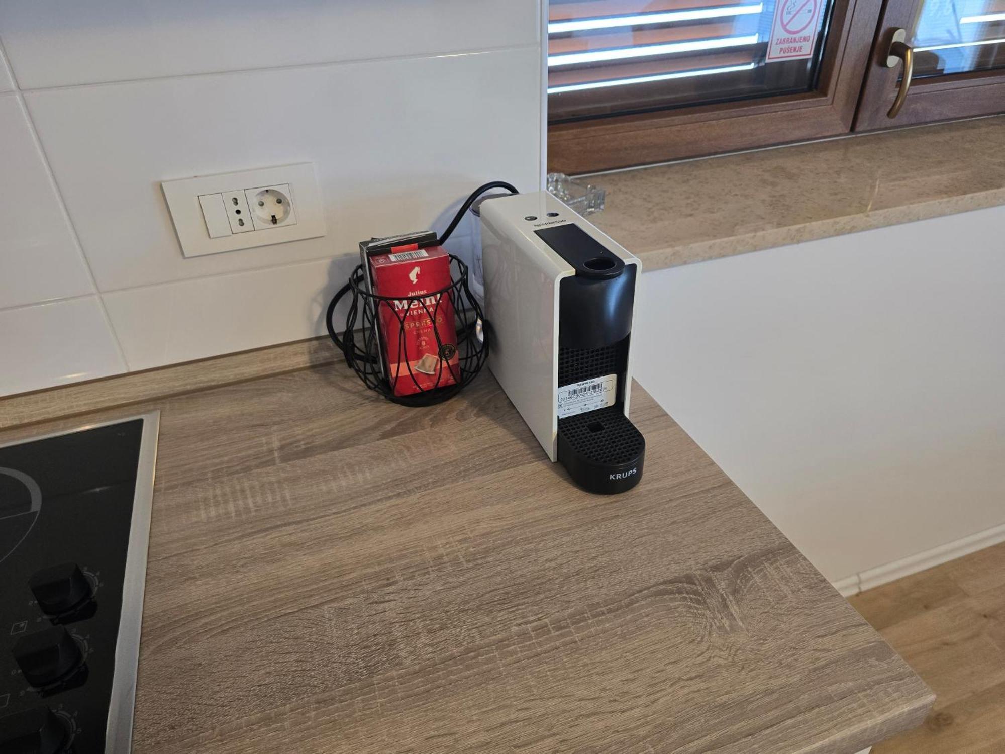 App E.N.A. Apartment Умаг Екстериор снимка