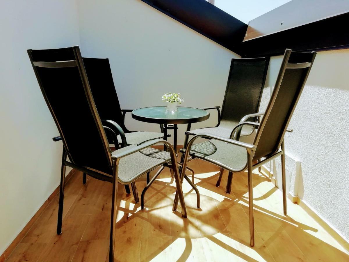 App E.N.A. Apartment Умаг Екстериор снимка