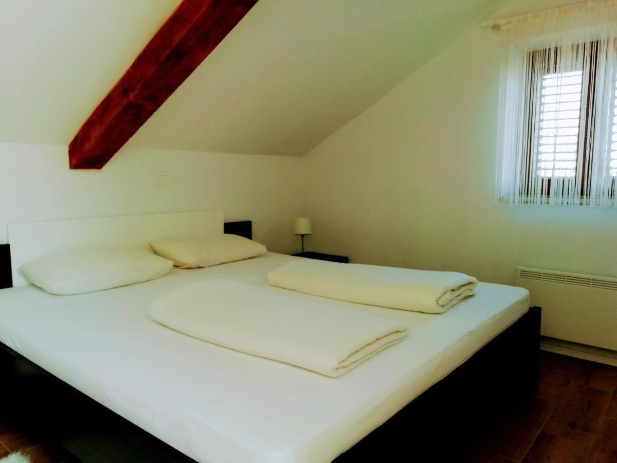 App E.N.A. Apartment Умаг Екстериор снимка