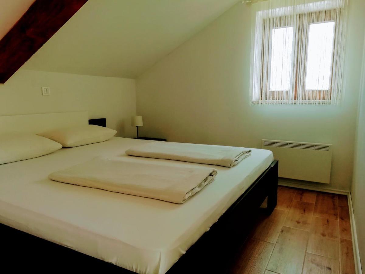 App E.N.A. Apartment Умаг Екстериор снимка