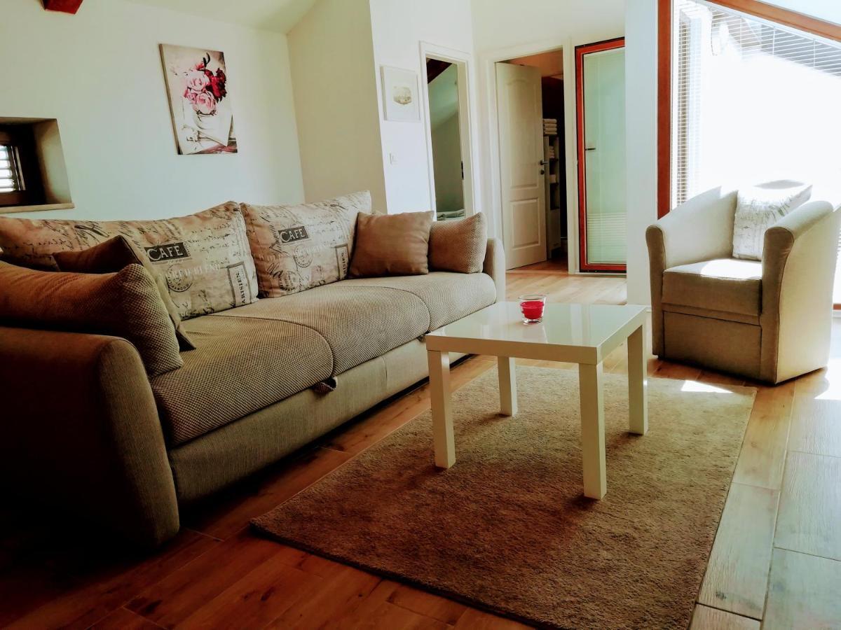 App E.N.A. Apartment Умаг Екстериор снимка
