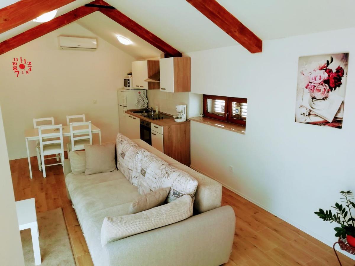 App E.N.A. Apartment Умаг Екстериор снимка