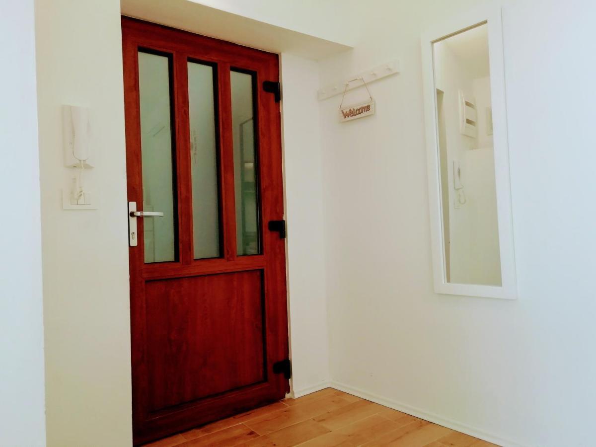App E.N.A. Apartment Умаг Екстериор снимка